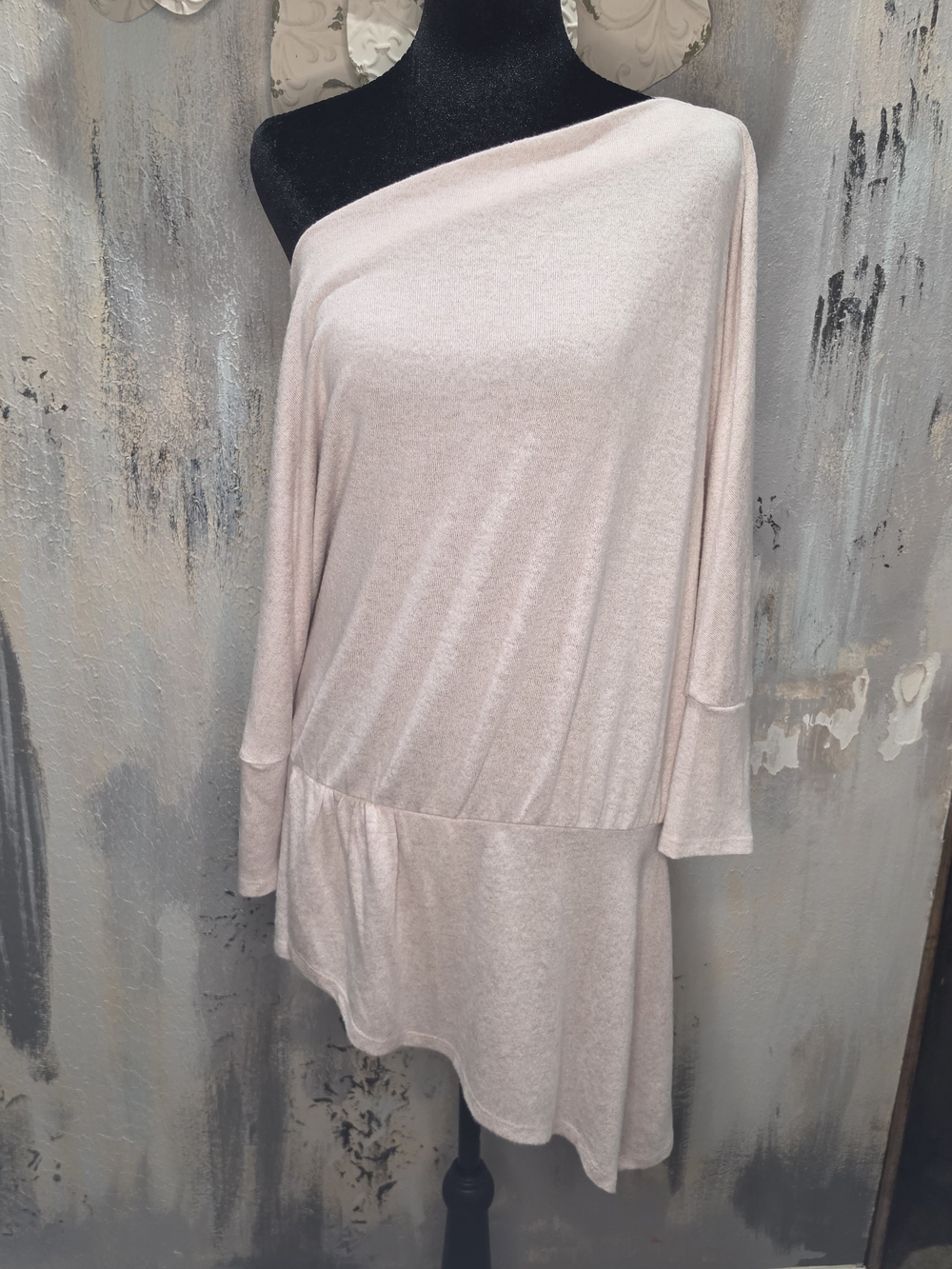 Boston Proper One-Shoulder Tunic in Pale Blush Size Large